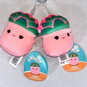 Squishmallows Afiyah Squeaky Dog Toy Plush‎ Succulent Pink Set of 2 NWT